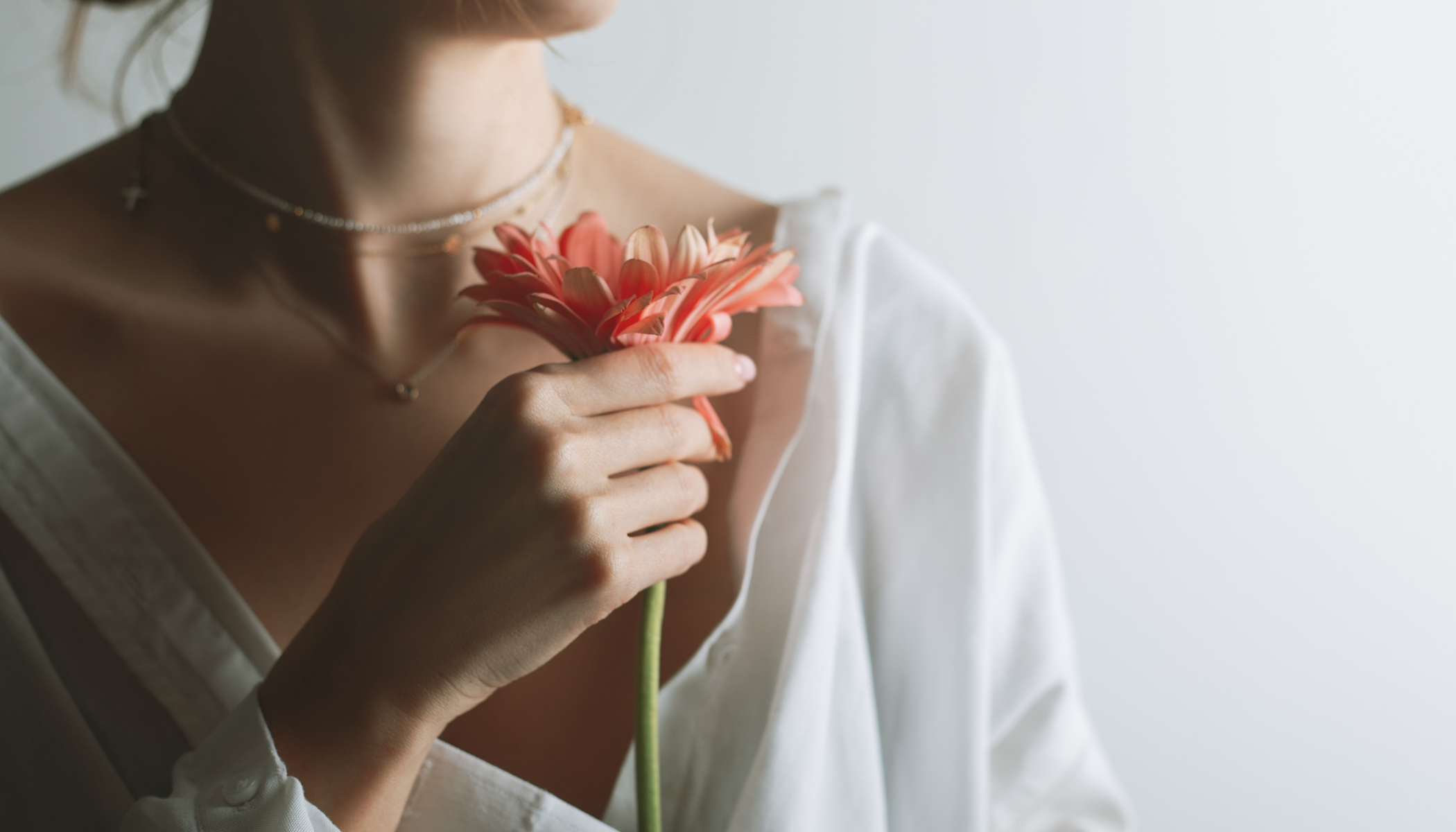 Relaxed woman representing damiana leaf benefits